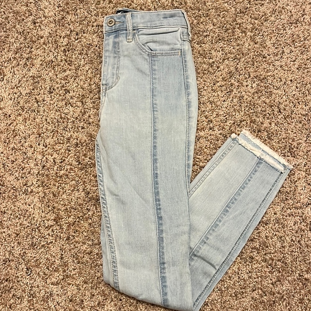 Hollister High-Rise Super Skinny Cropped Jeans